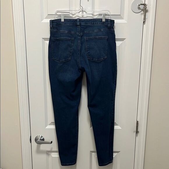 Talbots Simply Flattering Collection Deep Blue Jeggings - Picture 4 of 9